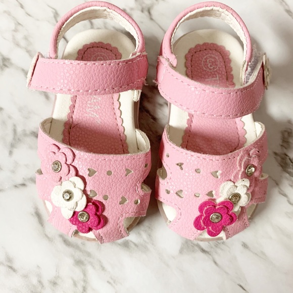 baby sandals size 3